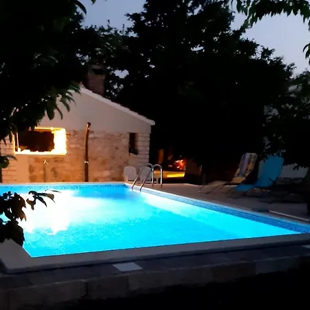 Stanzia Santa Brigida בית נופש *